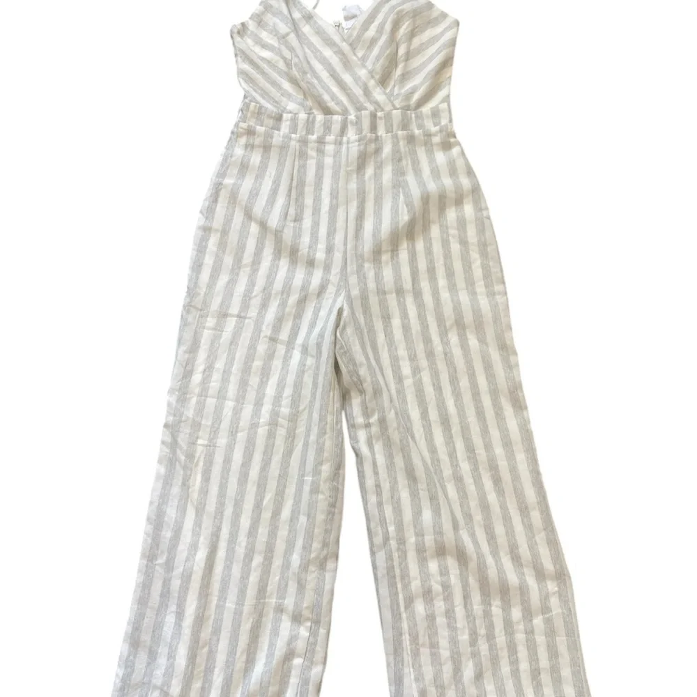 Sadie and Sage Grey and White Straps Elegant Jumpsuit Wide Legs Trending Now S - Picture 1 of 10